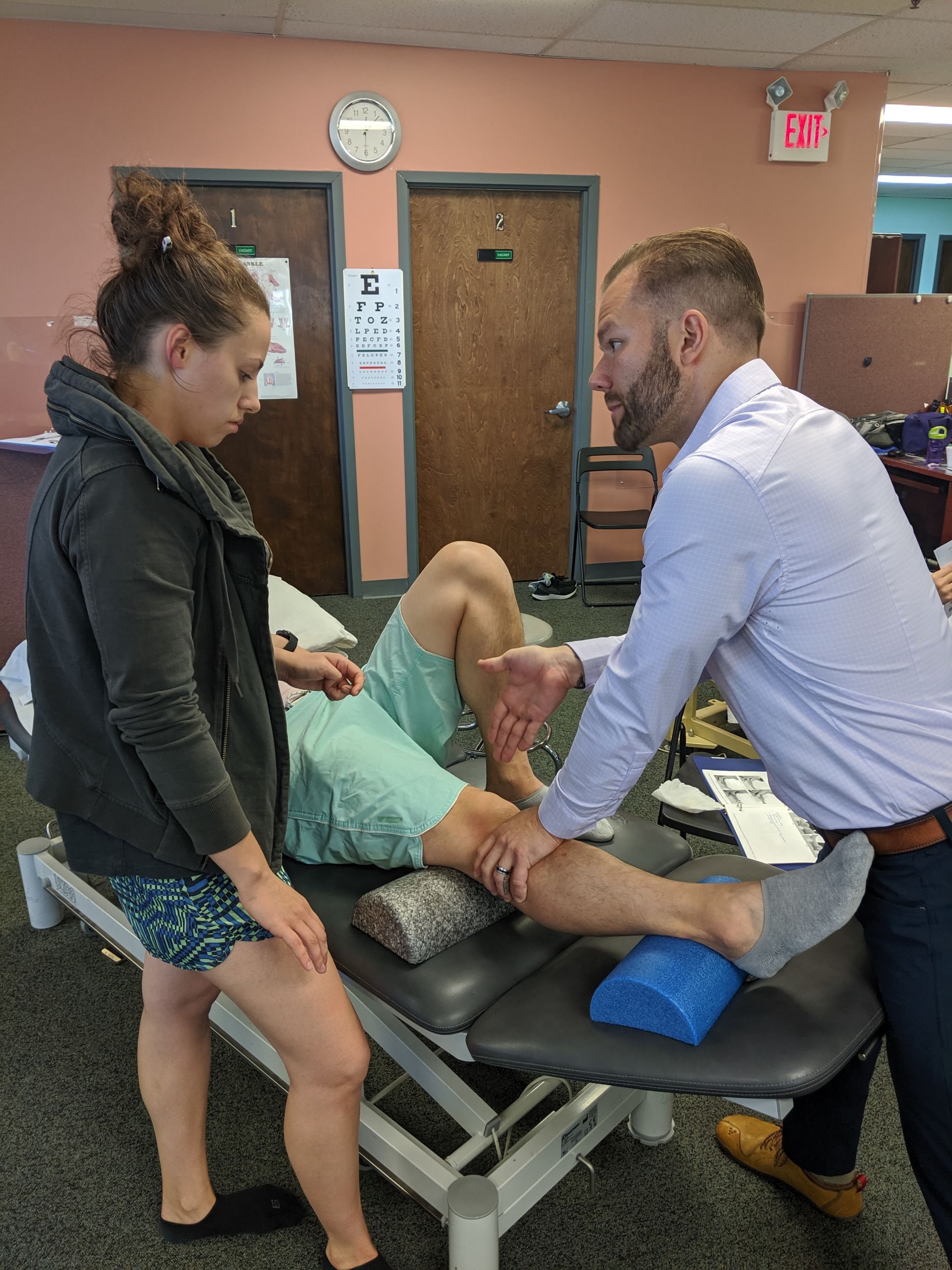 Dr. Sully teaching a hands-on assessment